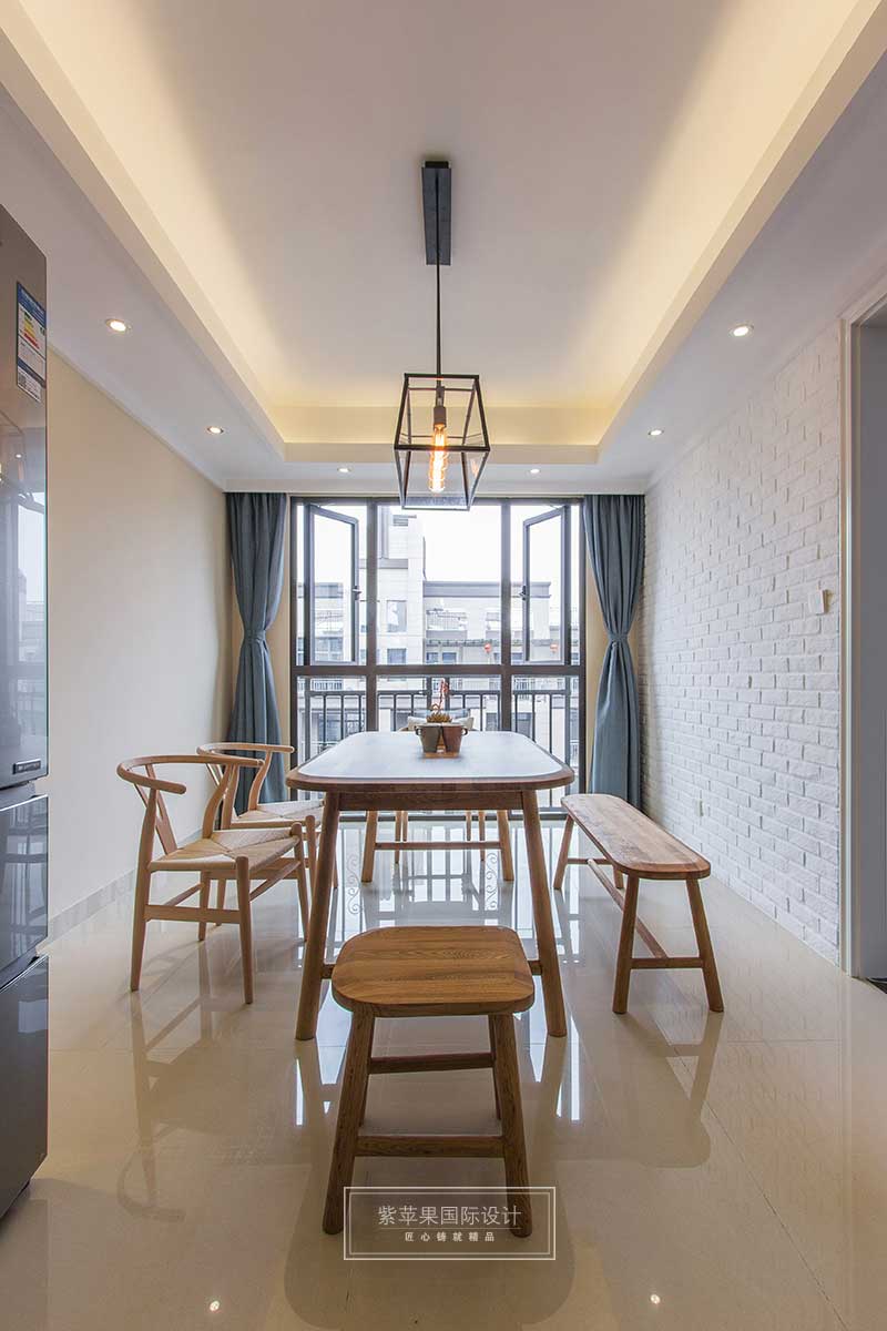 餐廳裝修實(shí)景圖